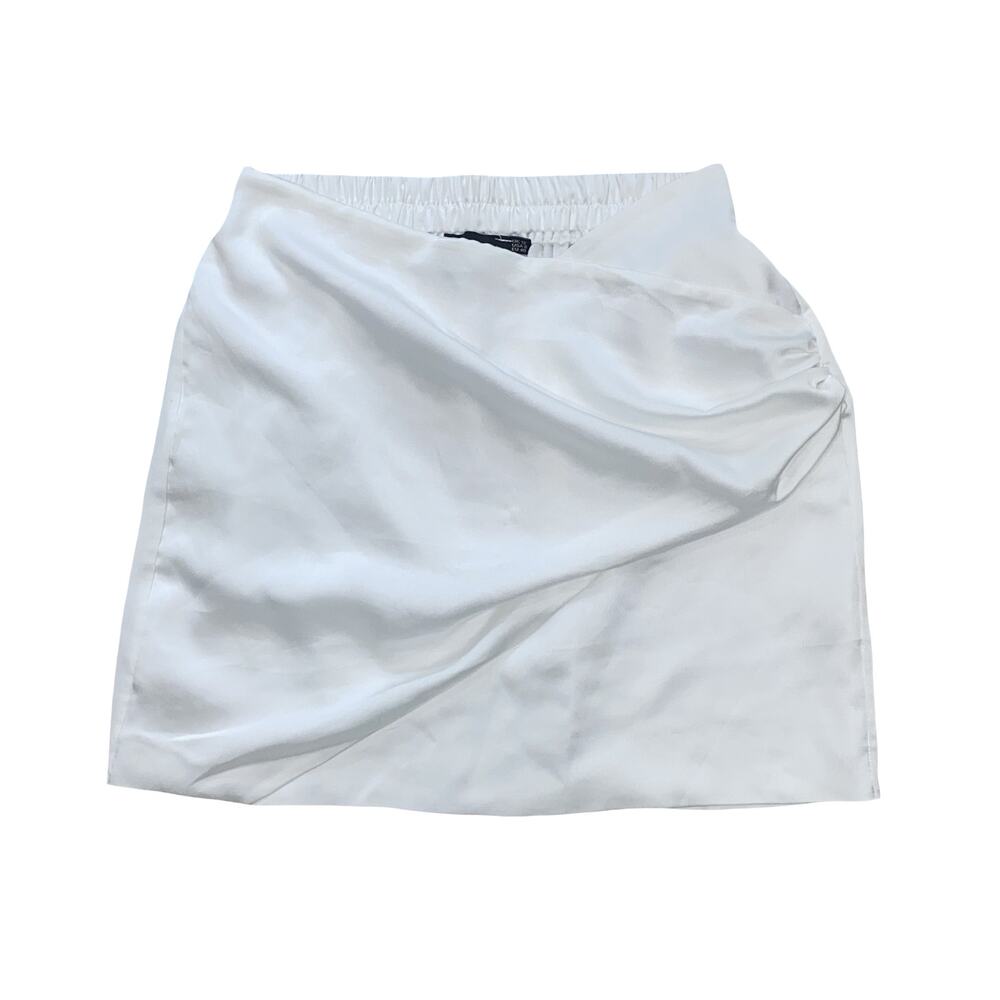 PrettyLittleThing White Wrap Front Tie Mini Skirt Size 8